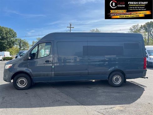 Used 2019 Mercedes-Benz Sprinter 170 image 4