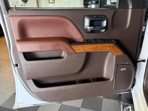 Used 2018 Chevrolet Silverado 3500 High Country AWD/4WD image 28