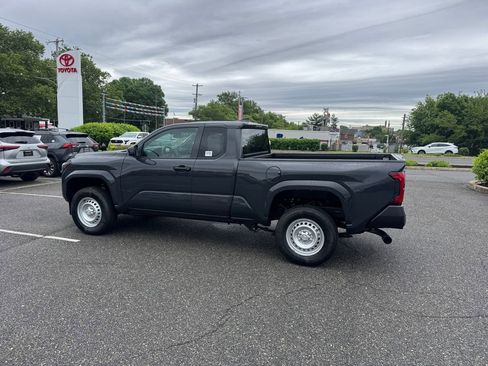 Used 2026 Toyota Tacoma SR w/ SR Upgrade Package AWD/4WD image 25