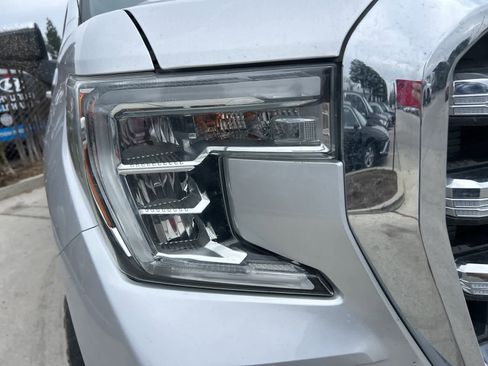 Used 2019 GMC Sierra 1500 SLE w/ SLE Value Package image 4