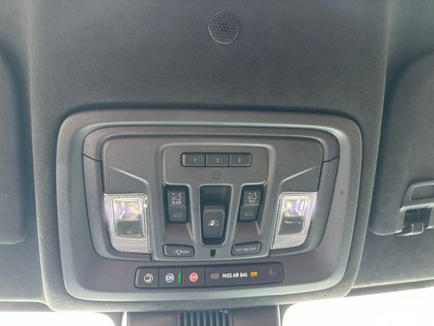 Used 2025 GMC Sierra 2500 Denali Ultimate AWD/4WD image 28