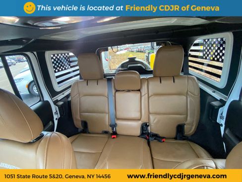 Used 2023 Jeep Wrangler Unlimited Rubicon w/ Steel Bumper Group image 11