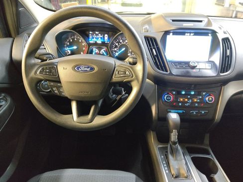 Used 2017 Ford Escape SE w/ Equipment Group 201A FWD image 22