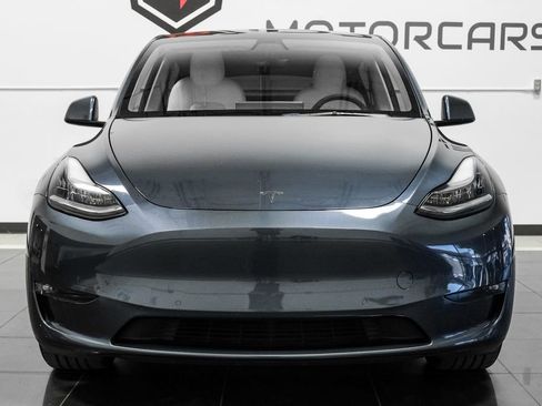 Used 2021 Tesla Model Y Long Range image 7