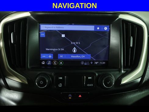 Used 2023 GMC Terrain Denali w/ Denali Premium Package AWD/4WD image 8