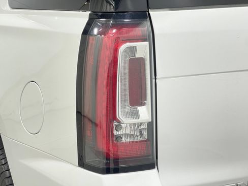 Used 2016 GMC Yukon SLE w/ HD Trailering Package AWD/4WD image 33