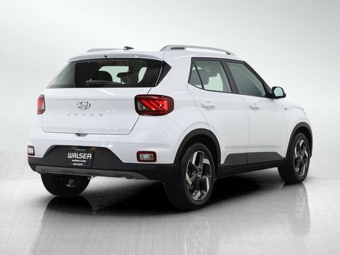 Certified 2026 Hyundai Venue SEL image 5
