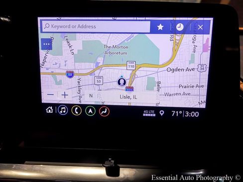 Used 2020 Chevrolet Corvette Stingray Preferred Cpe w/ 2LT Preferred Equipment Group RWD image 17