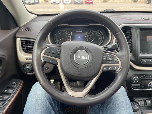 Used 2014 Jeep Cherokee Trailhawk w/ Technology Group image 31