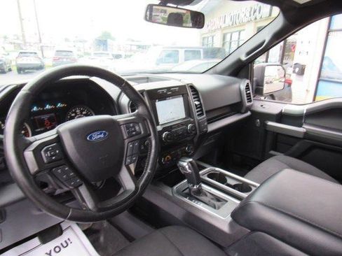 Used 2019 Ford F150 XLT w/ Equipment Group 302A Luxury AWD/4WD image 22