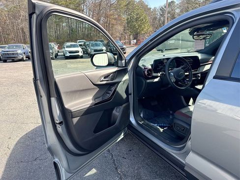 New 2026 Chevrolet Equinox RS w/ Convenience Package III image 13