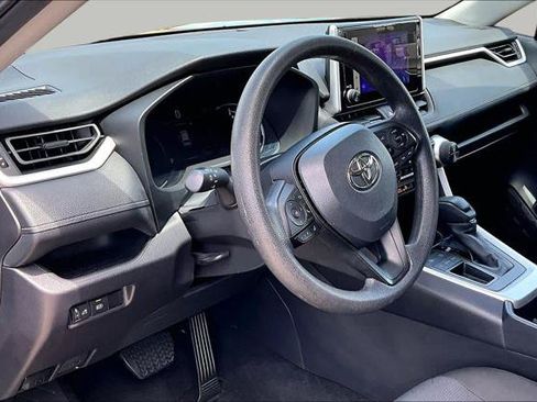Certified 2025 Toyota RAV4 XLE FWD image 18