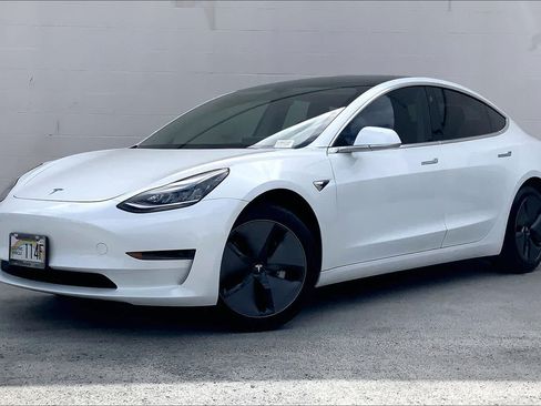 Used 2020 Tesla Model 3 Standard Range Plus RWD image 1