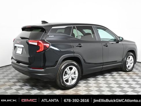 Certified 2024 GMC Terrain SLE image 25