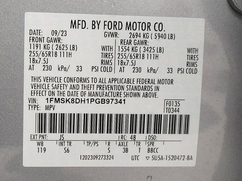 Used 2023 Ford Explorer XLT w/ Equipment Group 202A image 2