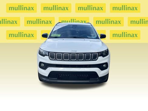 Used 2022 Jeep Compass Latitude image 24