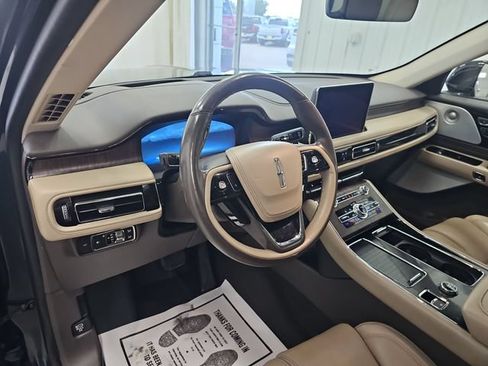 Used 2022 Lincoln Aviator Reserve w/ Equipment Group 201A AWD/4WD image 39