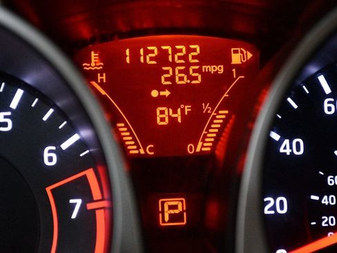 Used 2014 Nissan Juke S FWD image 44