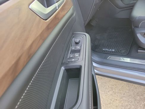 New 2026 Volkswagen Atlas SE AWD/4WD image 9