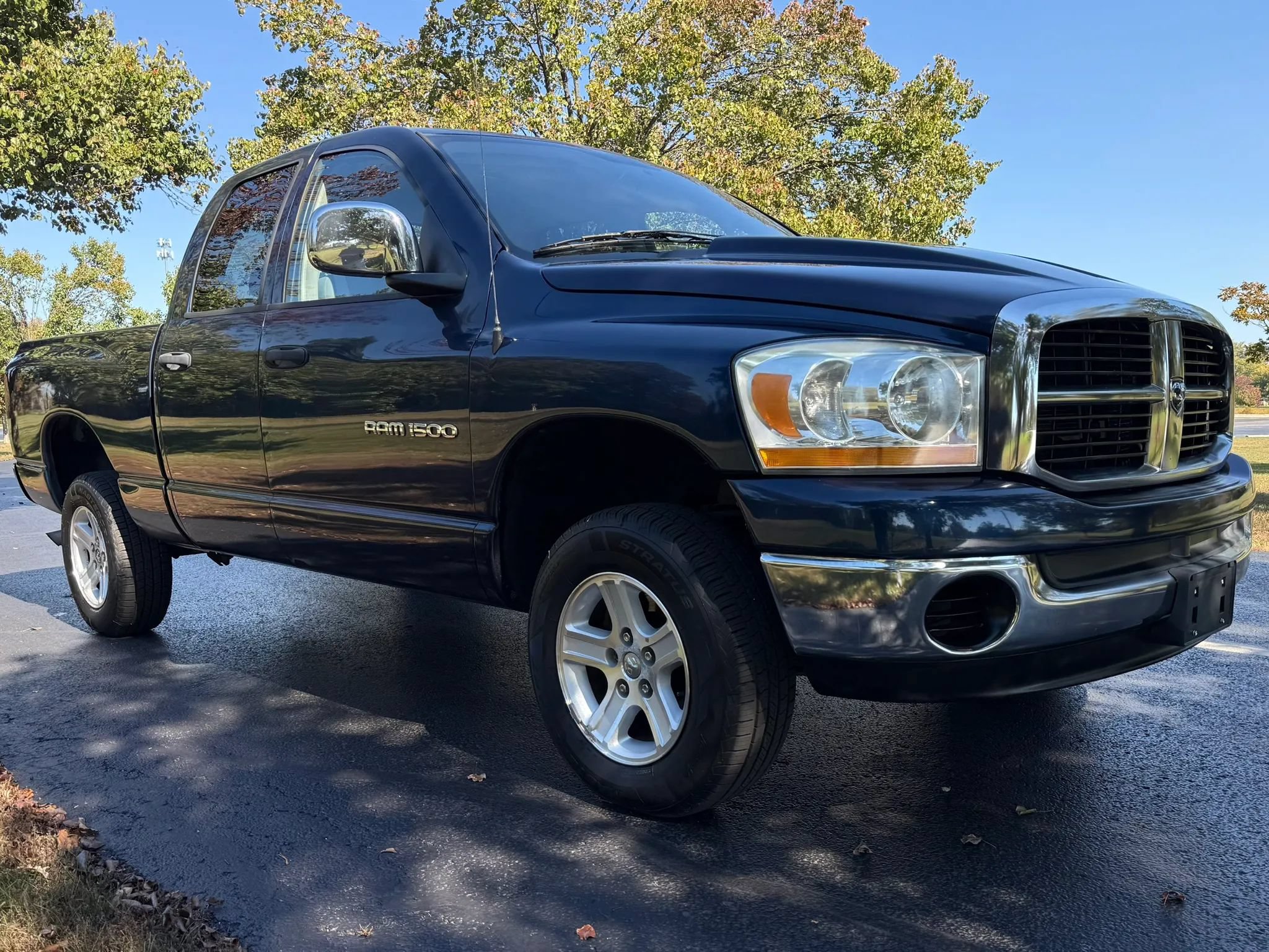 Used 2006 Dodge Ram 1500 Truck SLT AWD/4WD image 5