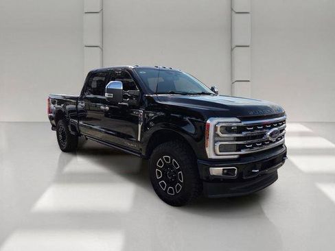 Used 2024 Ford F350 Platinum AWD/4WD image 7