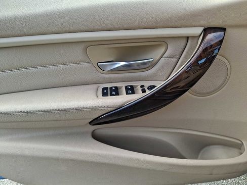 Used 2014 BMW 328i xDrive Sedan image 9