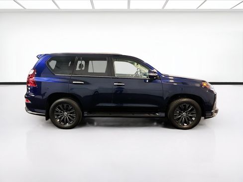 Used 2021 Lexus GX 460 Premium w/ Accessory Package AWD/4WD image 25