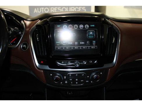 Used 2019 Chevrolet Traverse High Country w/ LPO, Floor Liner Package image 34