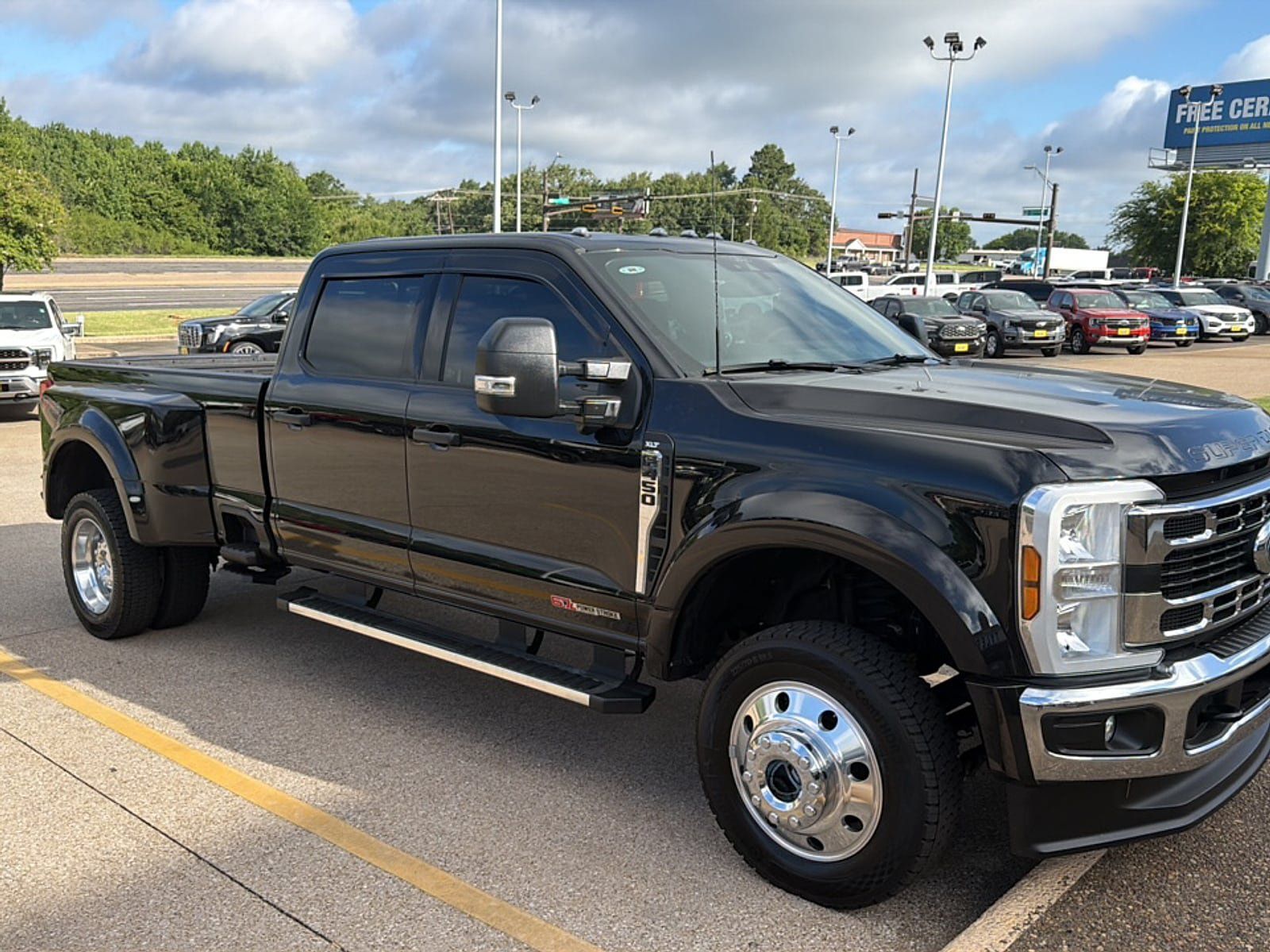 Used 2025 Ford F450 XLT w/ 360-Degree Camera Package AWD/4WD image 2
