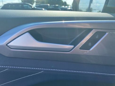New 2025 Volkswagen Taos SEL AWD/4WD image 28