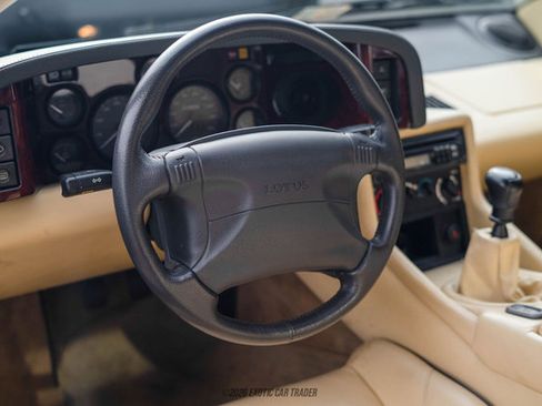 Used 1995 Lotus Esprit S4s image 38