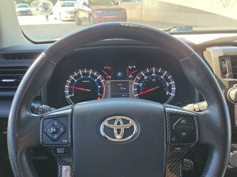 Used 2018 Toyota 4Runner SR5 image 16