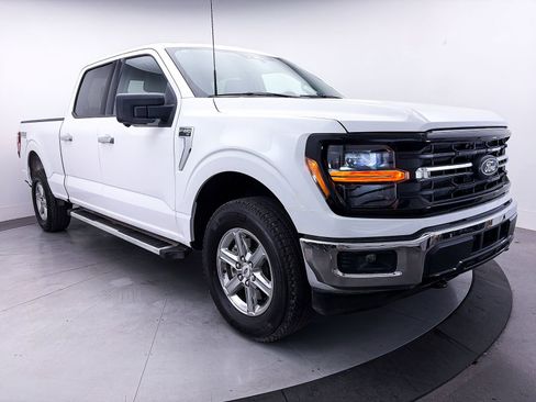 Used 2024 Ford F150 XLT w/ FX4 Off-Road Package AWD/4WD image 9