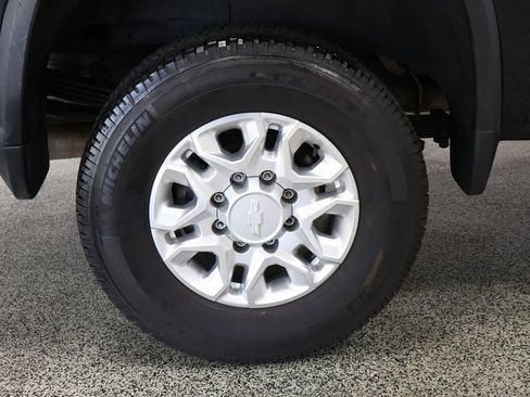 Used 2020 Chevrolet Silverado 2500 LTZ image 34