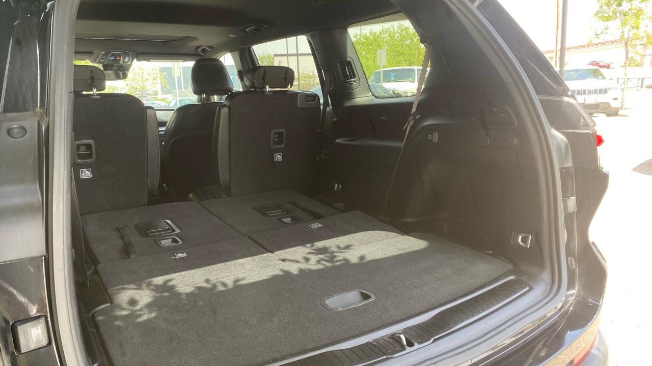 Used 2023 Jeep Grand Cherokee L Laredo AWD/4WD image 27
