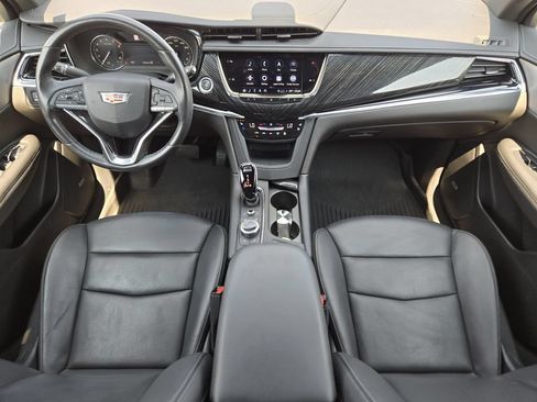 Used 2021 Cadillac XT6 Premium Luxury AWD/4WD image 27