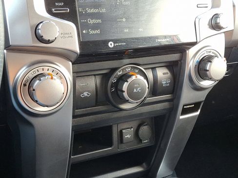 Used 2024 Toyota 4Runner SR5 image 17