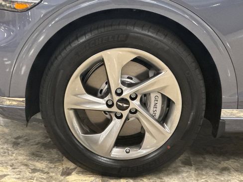 New 2026 Genesis GV70 2.5T AWD/4WD image 26