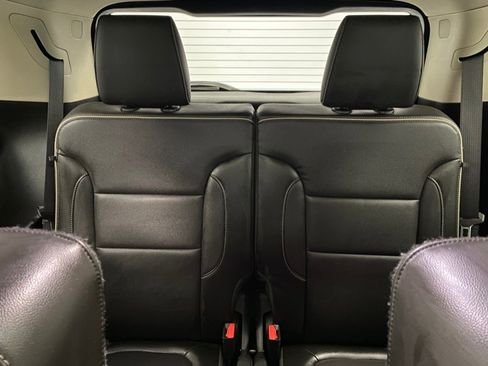 Used 2018 GMC Acadia Denali w/ Technology Package image 43