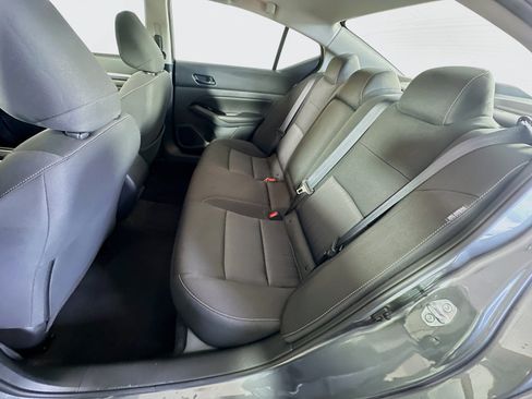 Used 2023 Nissan Altima 2.5 SV w/ SV Premium Package AWD/4WD image 27