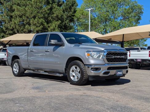 Used 2022 RAM 1500 Big Horn AWD/4WD image 3