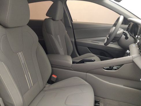 Used 2021 Hyundai Elantra SEL image 21