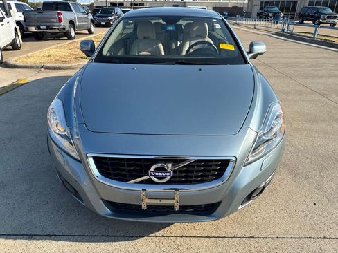 Used 2011 Volvo C70 T5 w/ Convenience Pkg FWD image 2