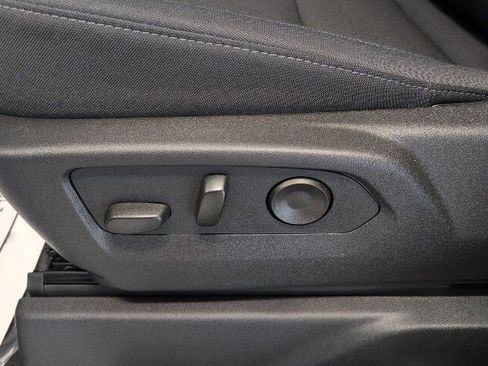 New 2026 Chevrolet Silverado 1500 LT image 16