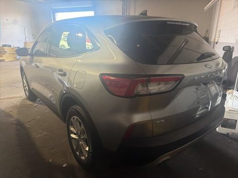 Used 2022 Ford Escape SE AWD/4WD image 6