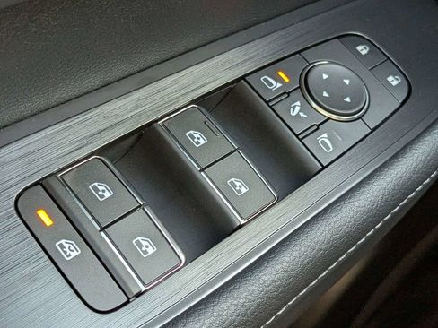 New 2026 Nissan Armada SL w/ Captain's Chari Seat Package RWD image 27
