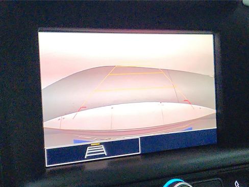 Used 2024 GMC Terrain SLE image 43