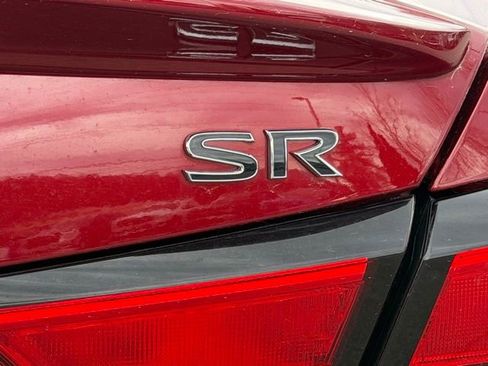 Used 2021 Nissan Altima 2.5 SR image 11