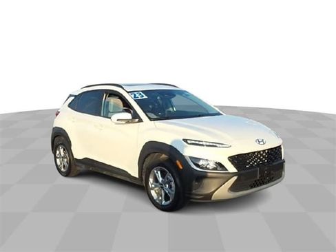 Used 2023 Hyundai Kona SEL w/ Convenience Package image 2