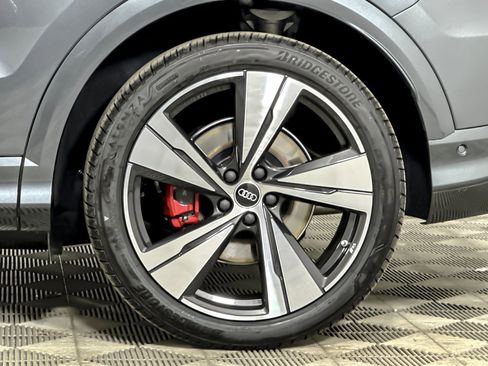 New 2025 Audi SQ5 Premium Plus image 23